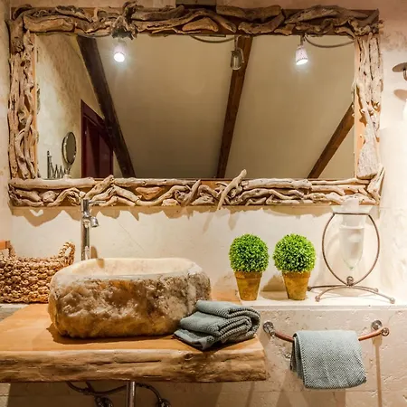 Διαμέρισμα Elegant Penthouse Overlooking Porta Elisa *
