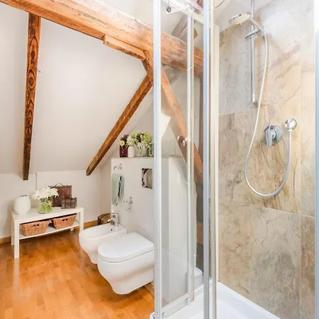 Διαμέρισμα Elegant Penthouse Overlooking Porta Elisa